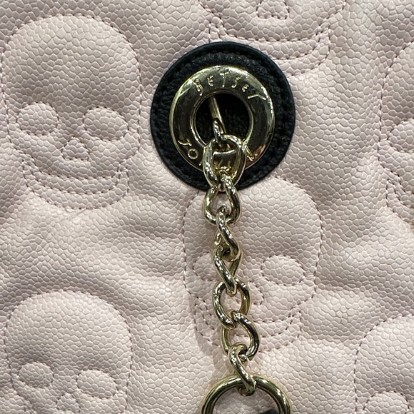 Betsey Johnson Light Pink Skull Tote - Picture 3 of 11